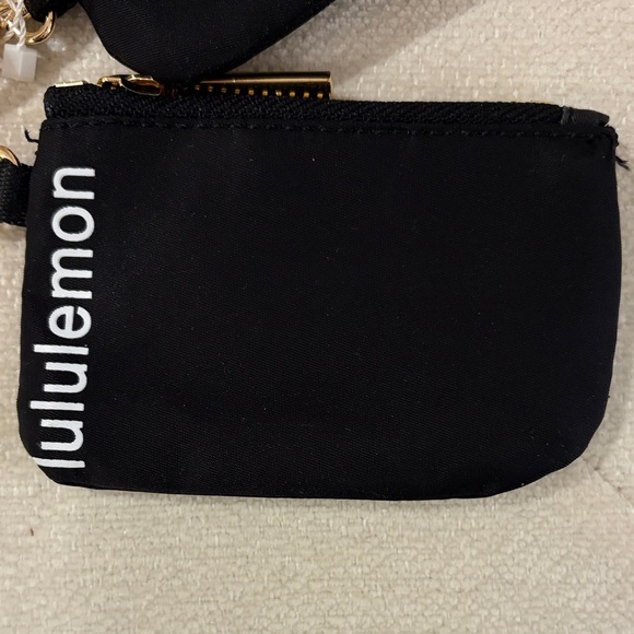 lululemon athletica Black and Gold Key Holder Set - Picture 5 of 10
